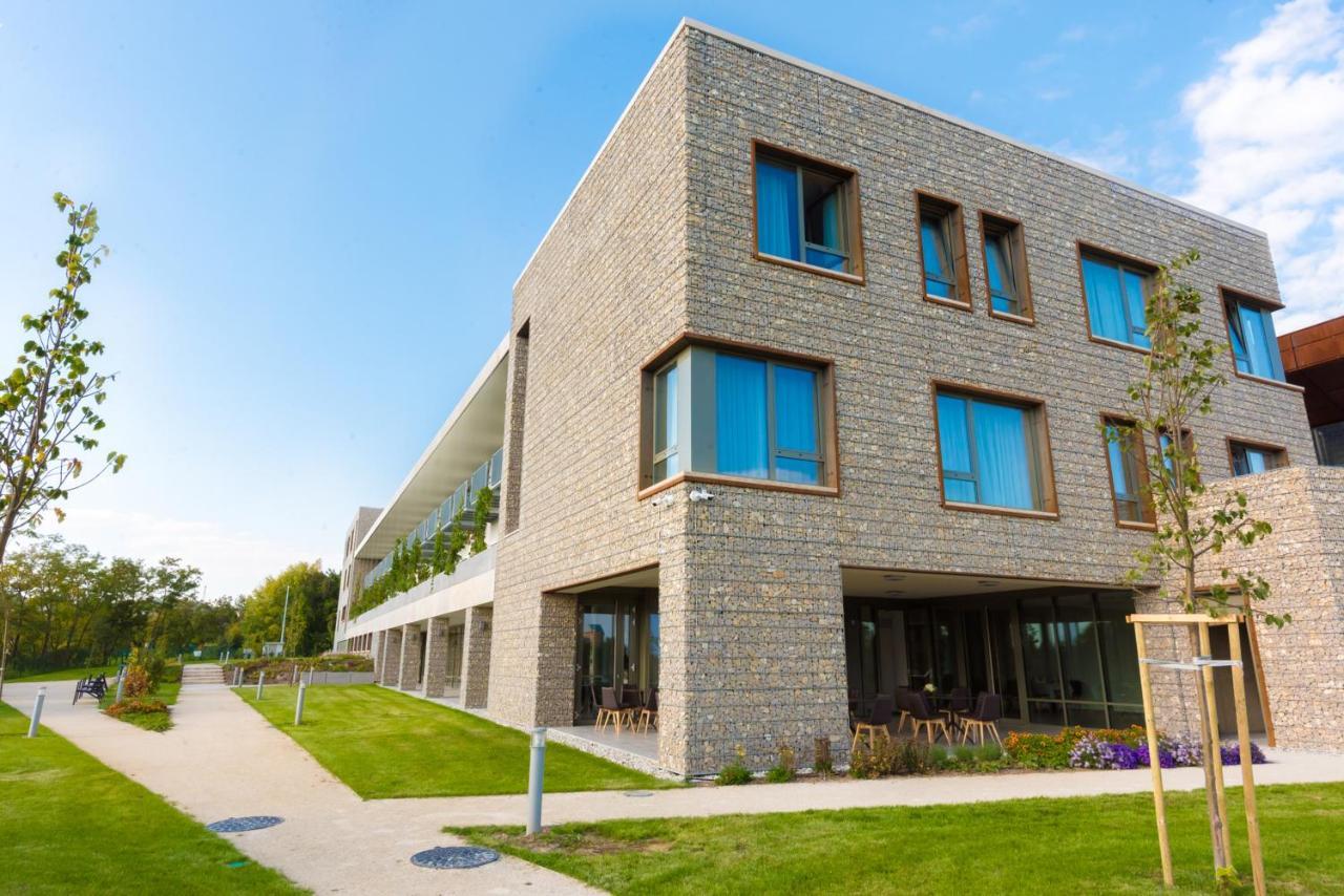 Akadémia Hotel Balatonfüred Esterno foto