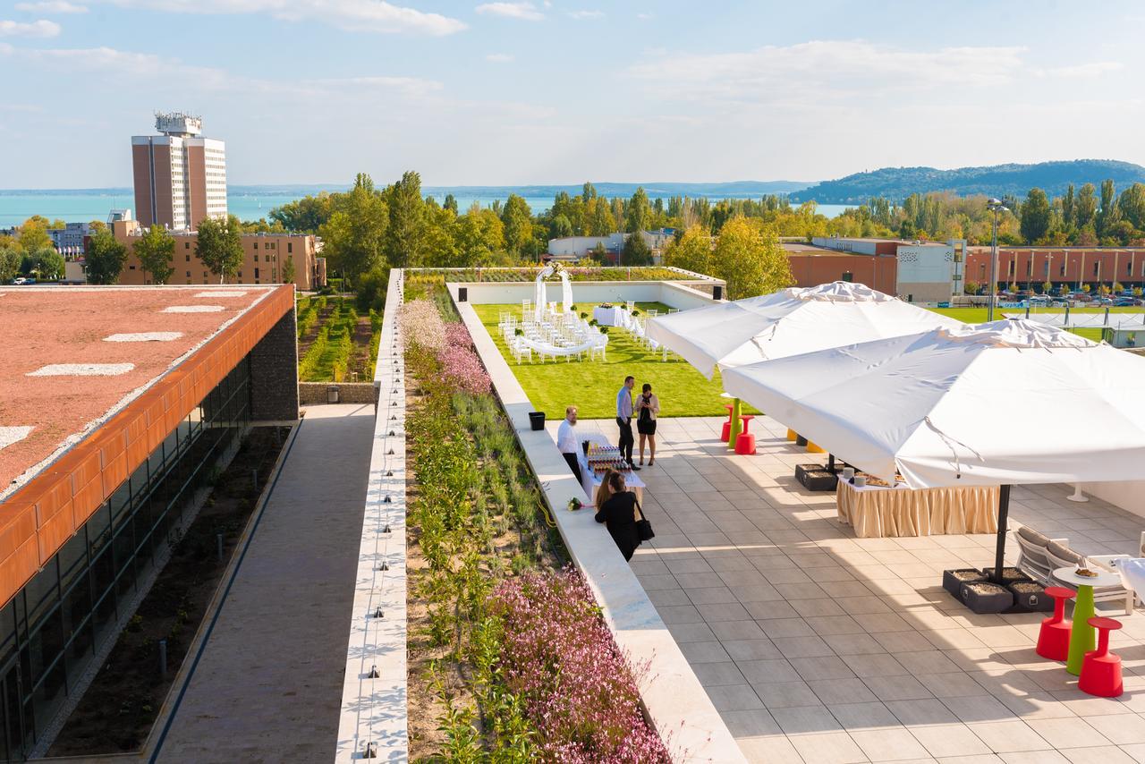 Akadémia Hotel Balatonfüred Esterno foto